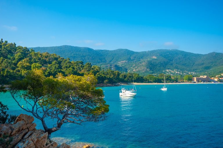Plage de la Fossette, Le Lavandou