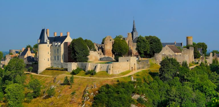 Sainte-Suzanne-et-Chamme