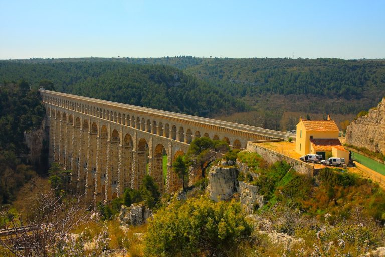 Aqueduc_de_Roquefavour